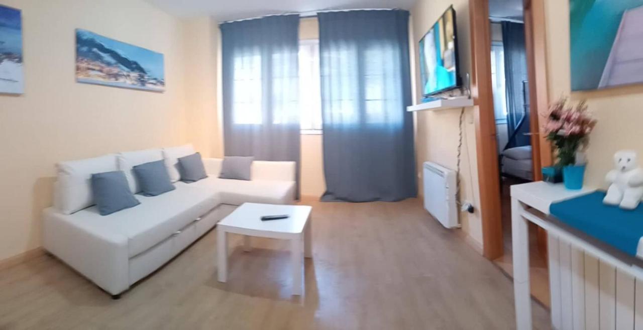 Gran Maribel Arttyco, Piscina, Sauna Y Jacuzzi سْييرا نيفادا المظهر الخارجي الصورة